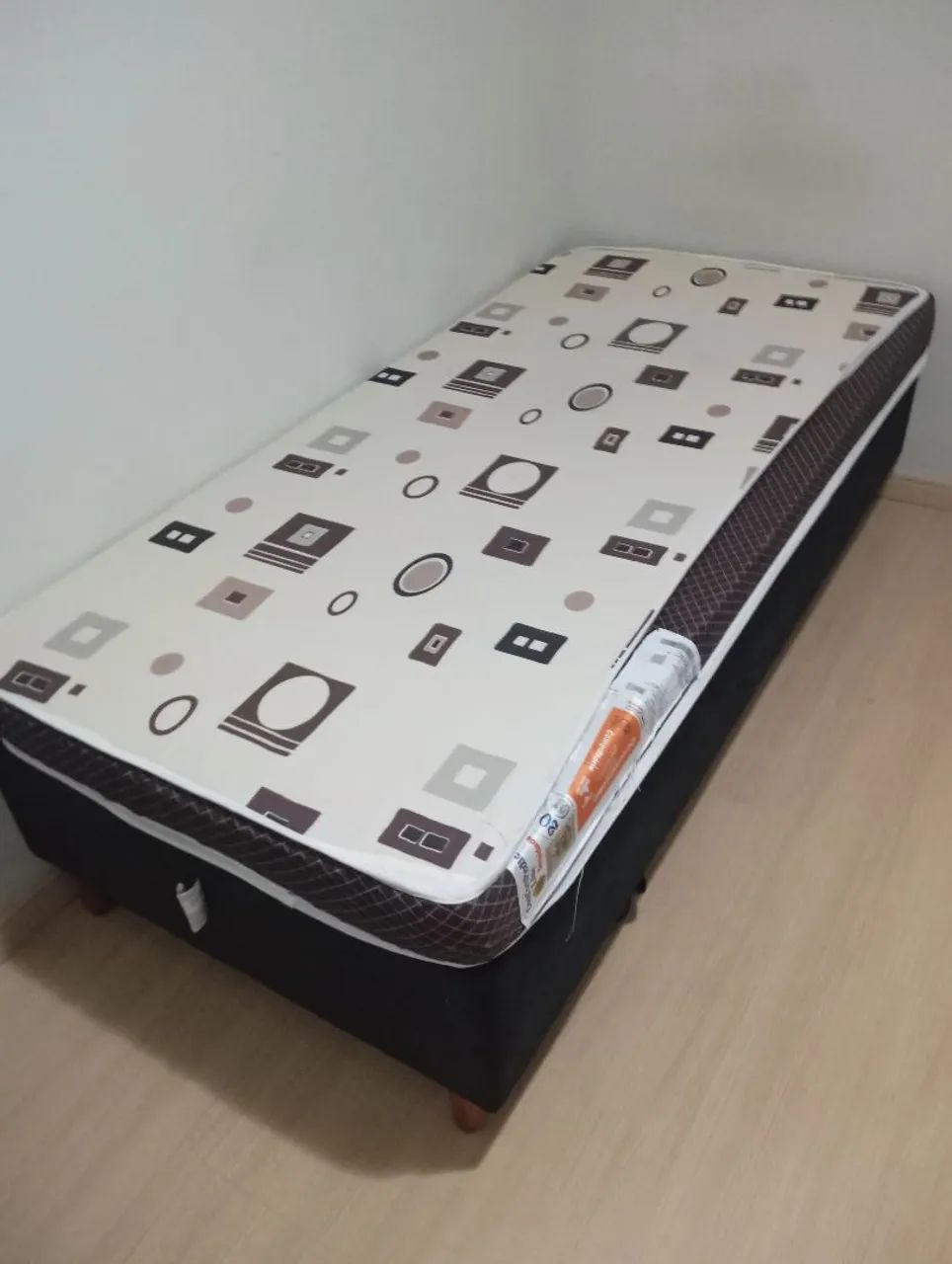 Cama Box com Colchão