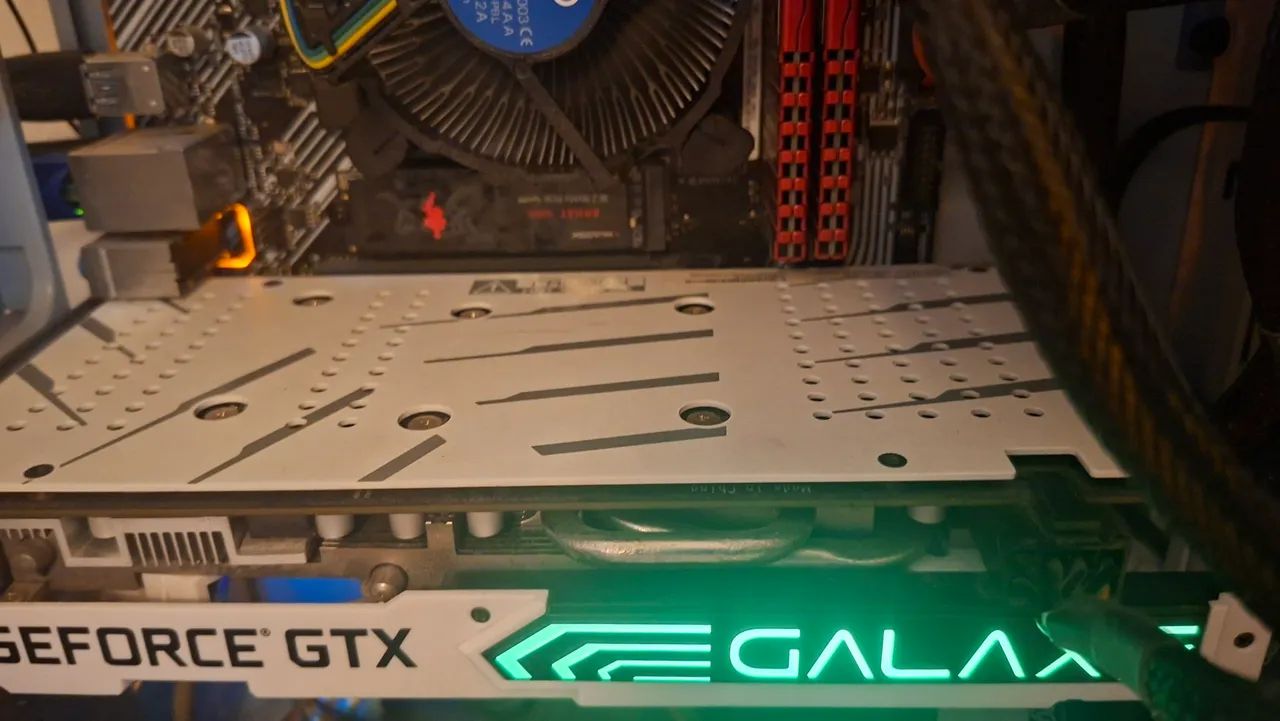 GTX 1660 SUPER - Foto 2