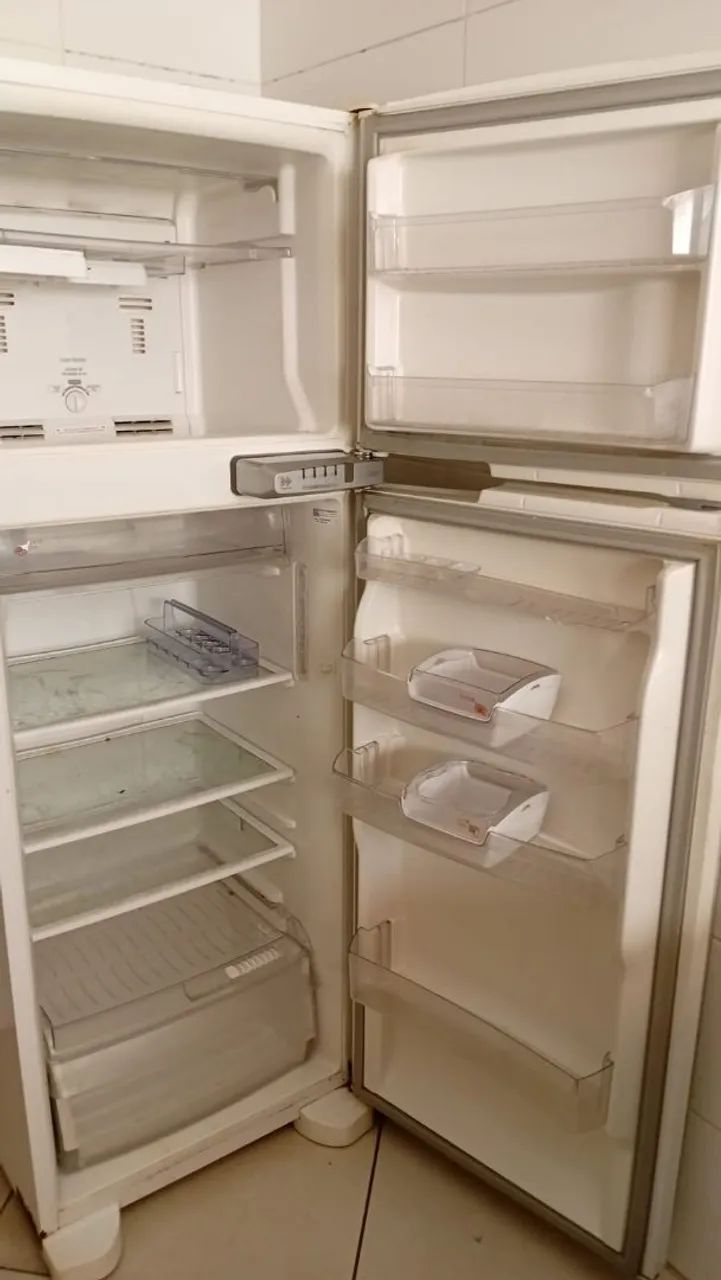 Vendo geladeira duplex