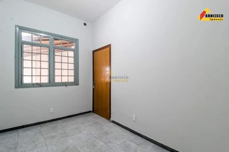 Casa para aluguel, 4 quartos, 1 suíte, 2 vagas, Centro - Divinópolis/MG - Foto 3