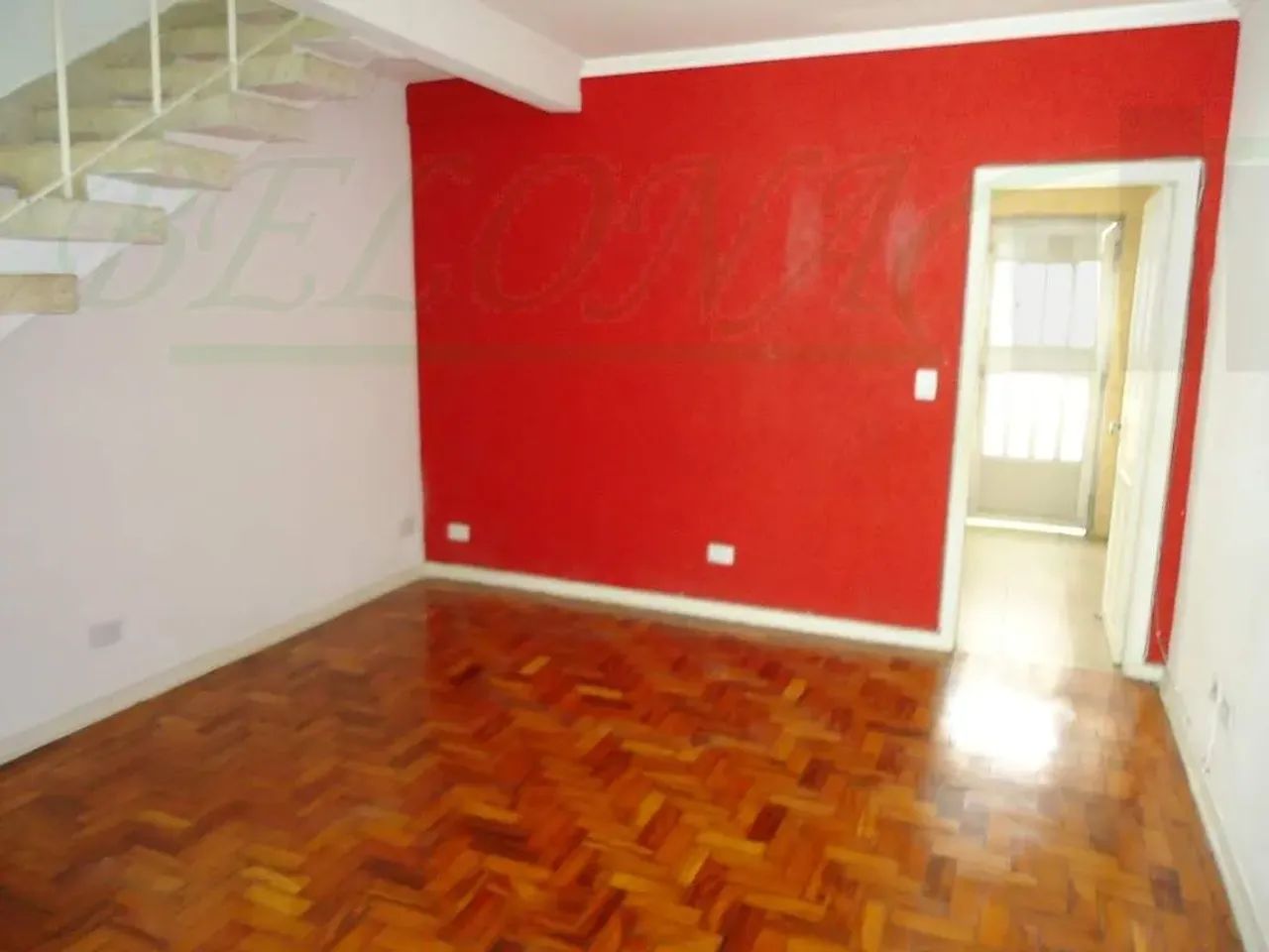 Casa de 80 m² com 2 Dorm. em Avenida !!!! - Cód.: 1525 - - Foto 4