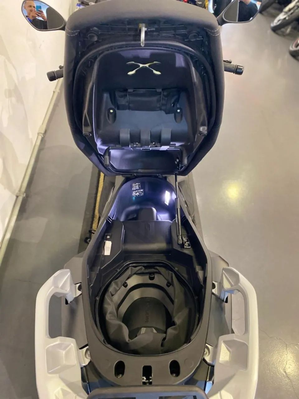 BMW C 400 X PLUS - Target Race - Foto 4