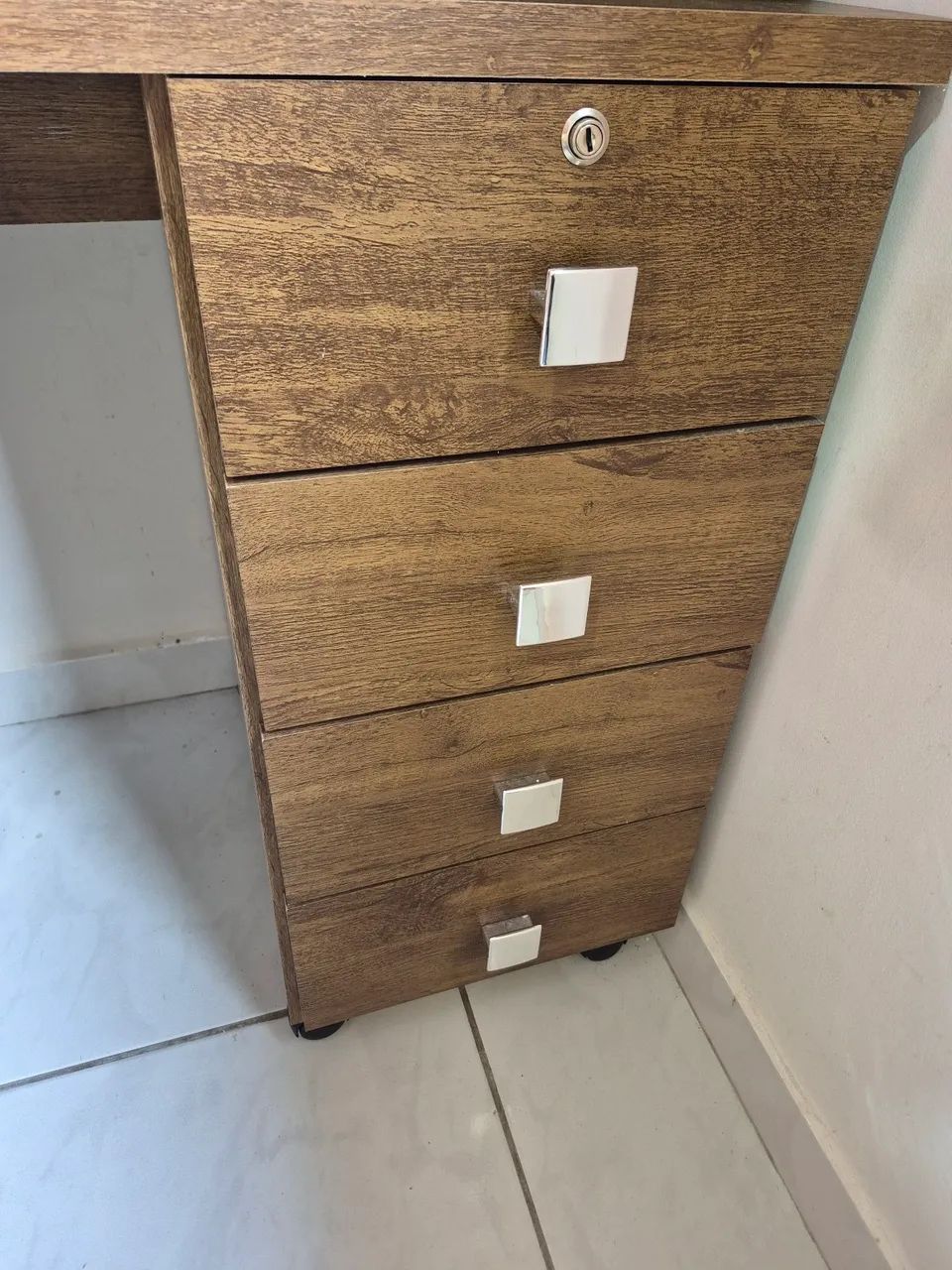 Mesa de estudo  - Foto 2