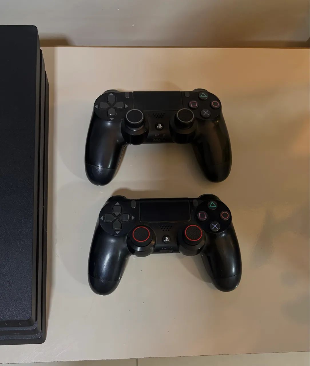 Ps4 pro 1T - Foto 3