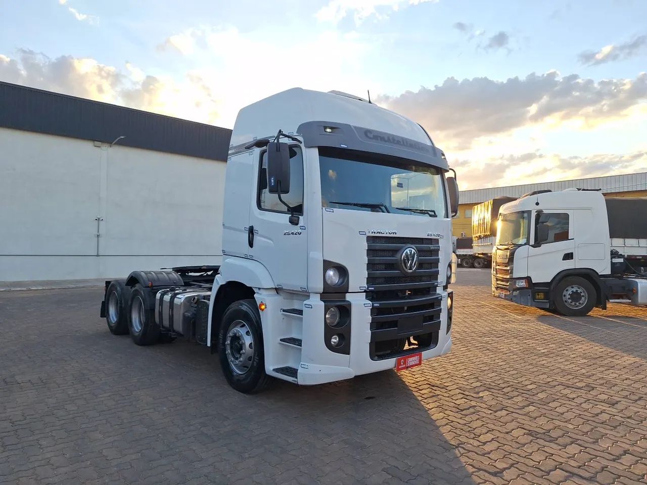 Volkswagen 25.420 Constellation 6x2 2p (Diesel)(E5) 2018/2019 VAMOS SEMINOVOS