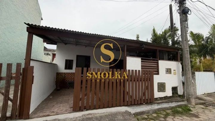 Casa à venda com 2 quartos e 1 vaga de garagem coberta, no Bairro Ingleses, Florianópolis/