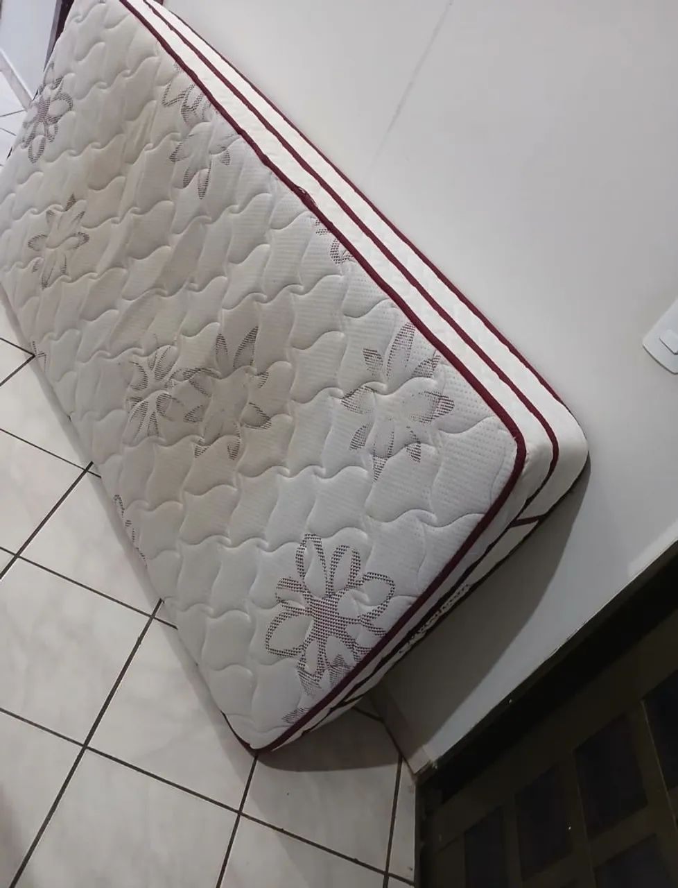 Colchão de solteiro otimo entrego  - Foto 3