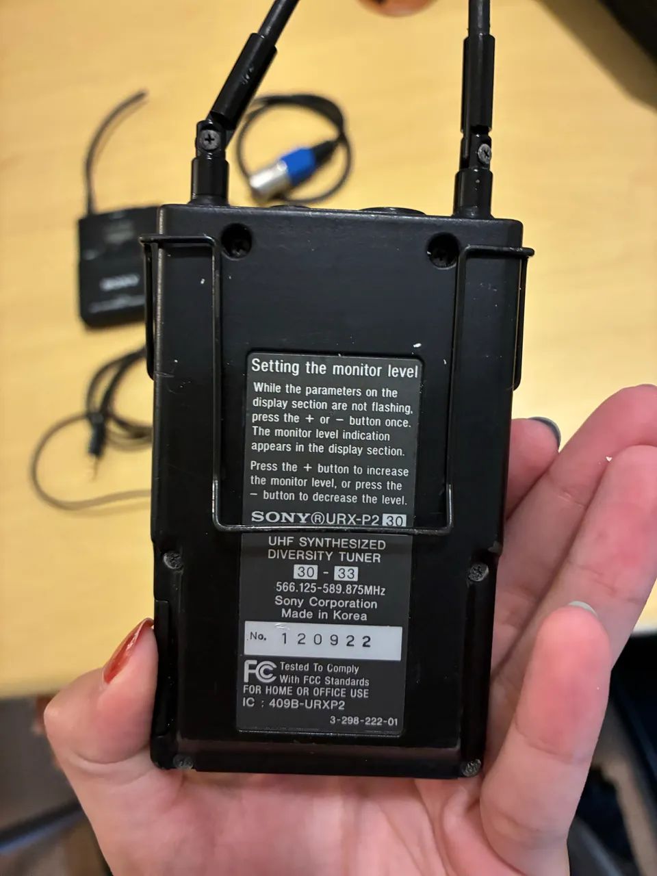 Microfone Lapela Sony Uwp-v1 Transmissor e Receptor  - Foto 2