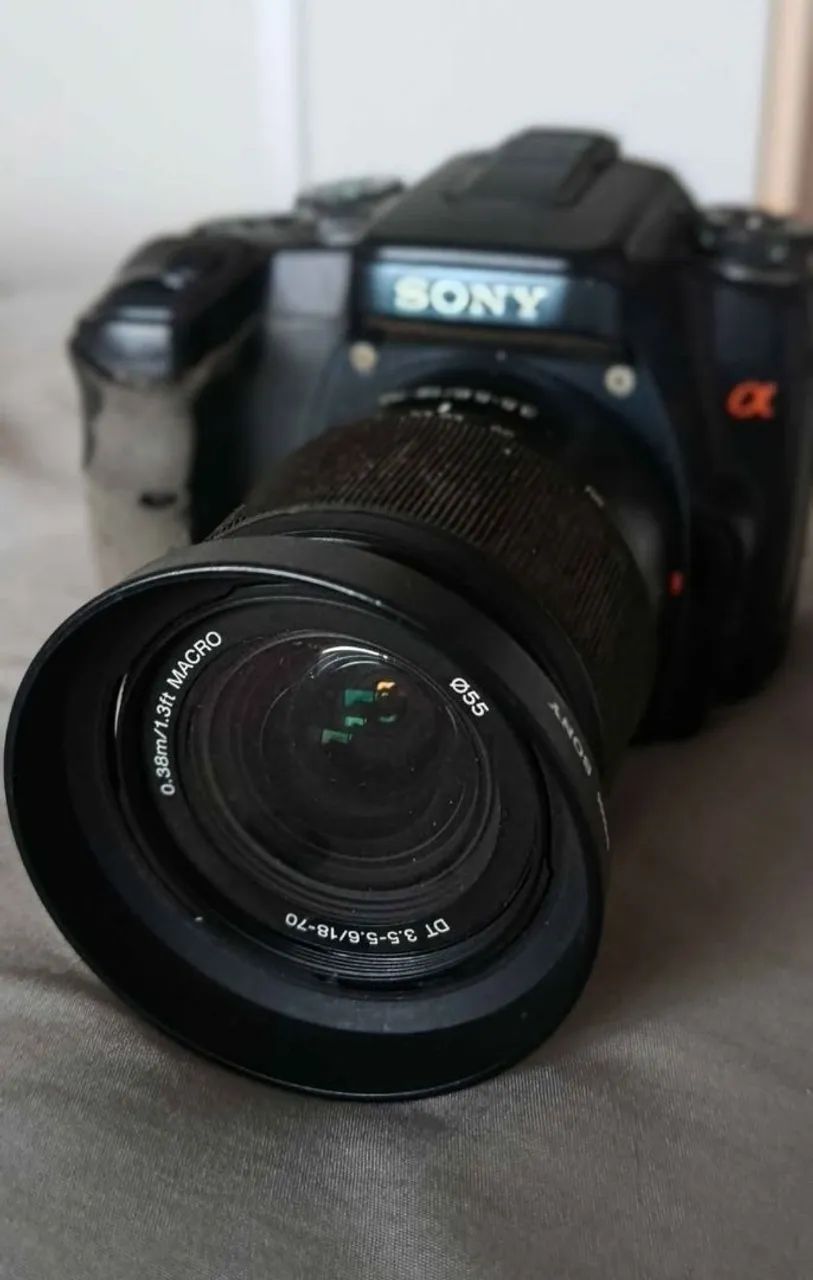 CÂMERA SONY - ALPHA 100