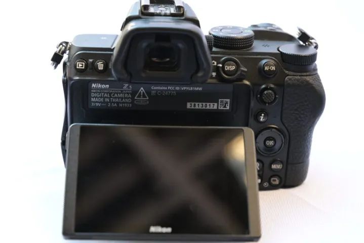 Câmera Nikon Z5 - Foto 3