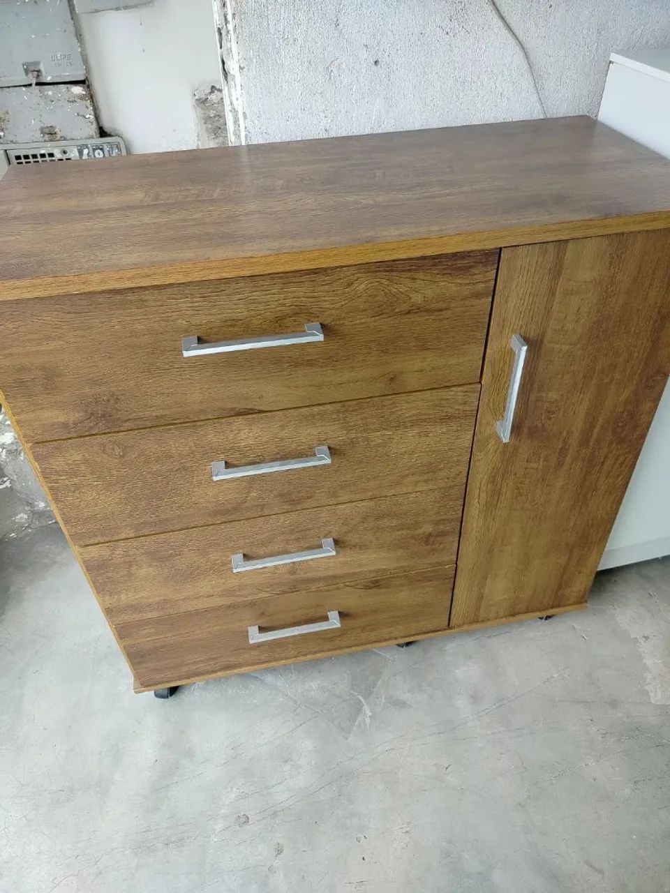 Comoda semi novo 