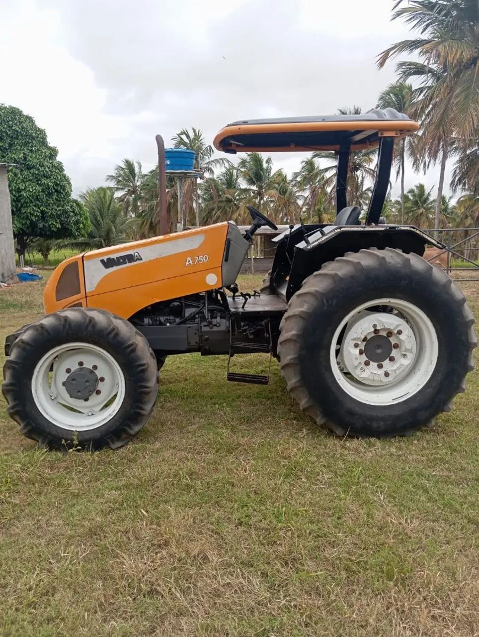 Trator Valtra ano 2011 bem conservado - Foto 3