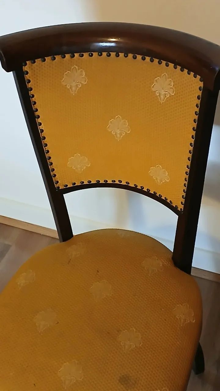 Cadeira Estilo Biedermeier Clássica com Encosto de Gôndola em Madeira - Foto 3
