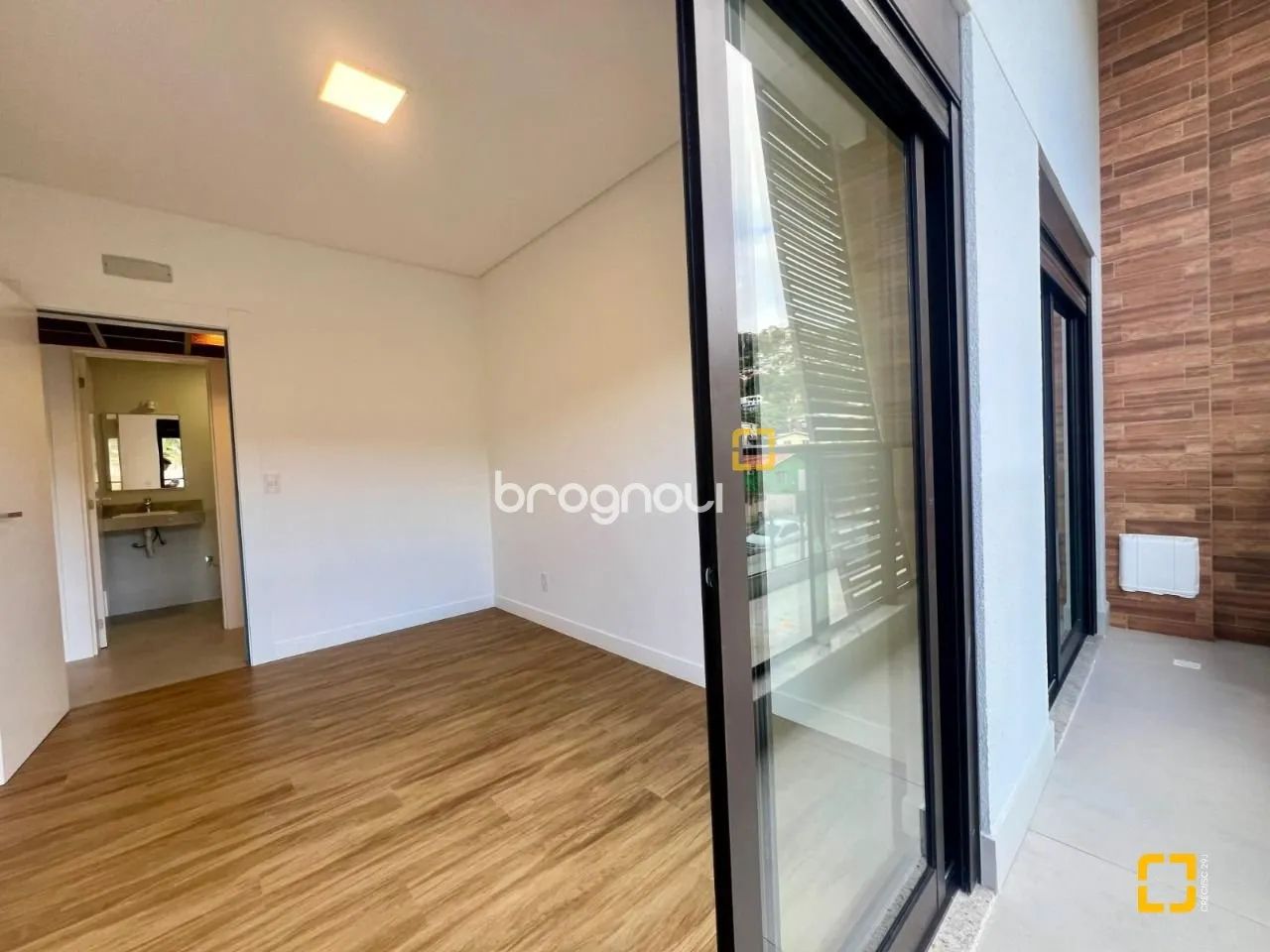 Apartamento estilo Loft - 2 dormitórios com garagem - Foto 4