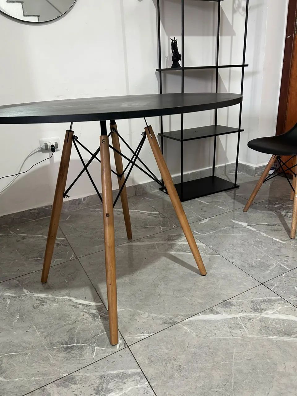 Conjunto mesa e cadeiras  - Foto 2