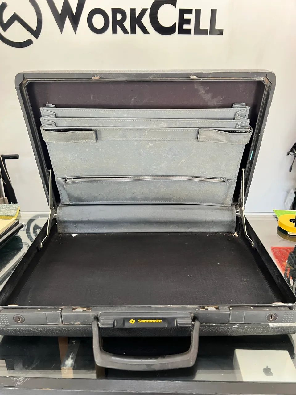 Maleta 007 Samsonite década 70  - Foto 2