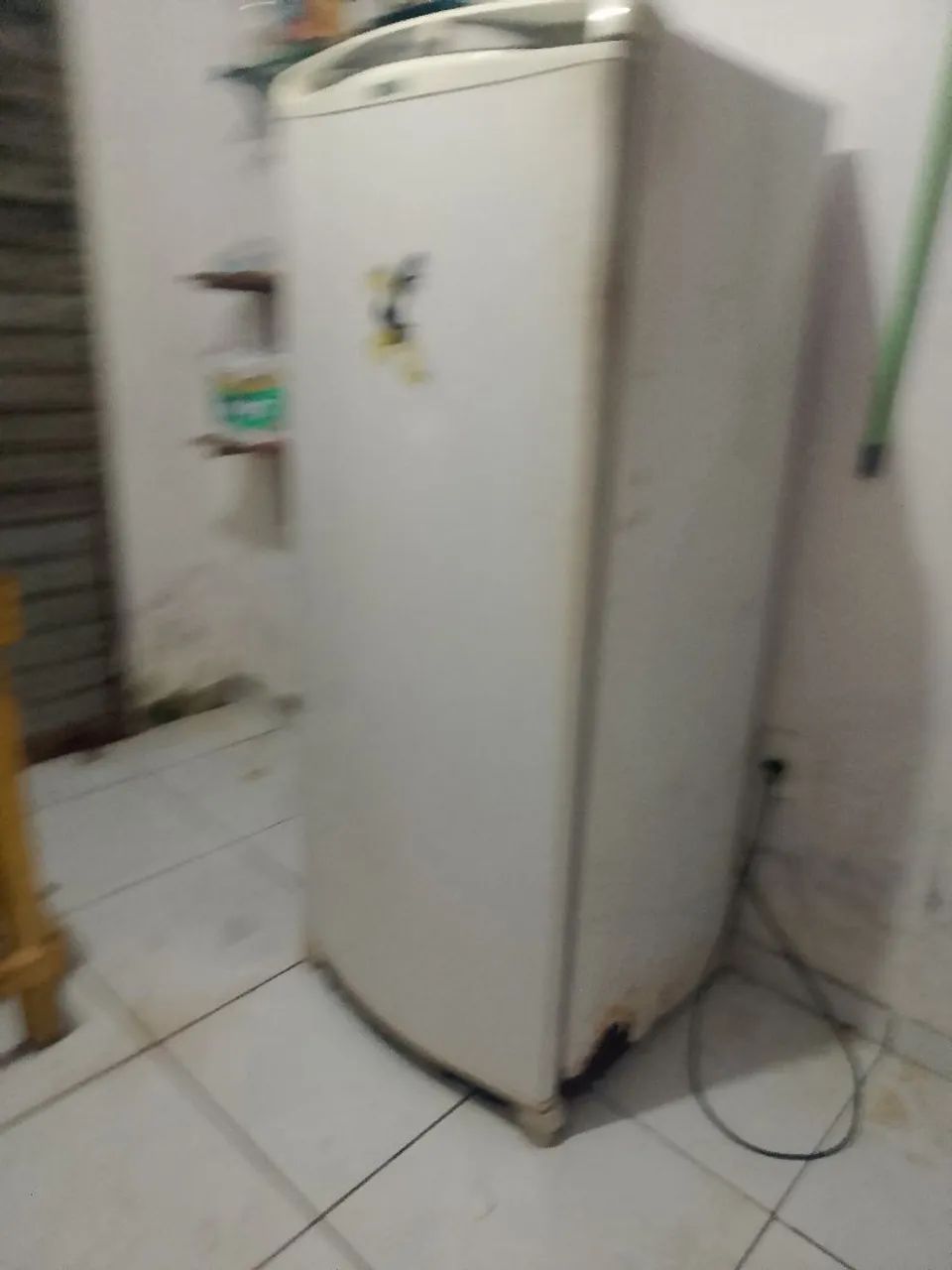 Freezer vertical em perfeito estado  - Foto 3
