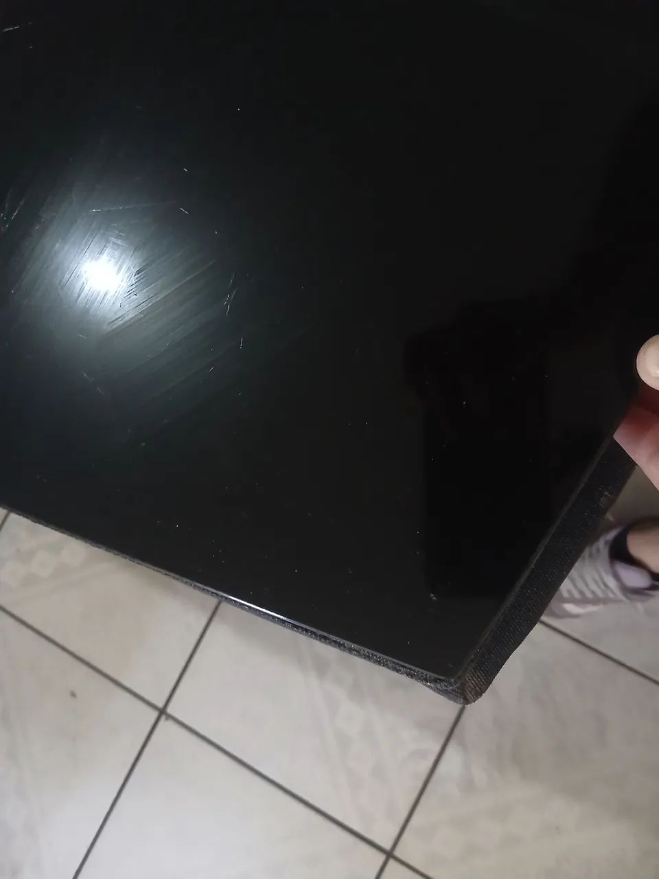 Mesa com 4 cadeiras embutidas  - Foto 3