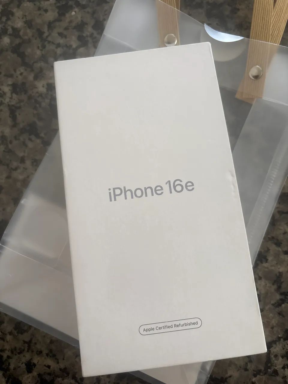 iPhone 16e lacrado