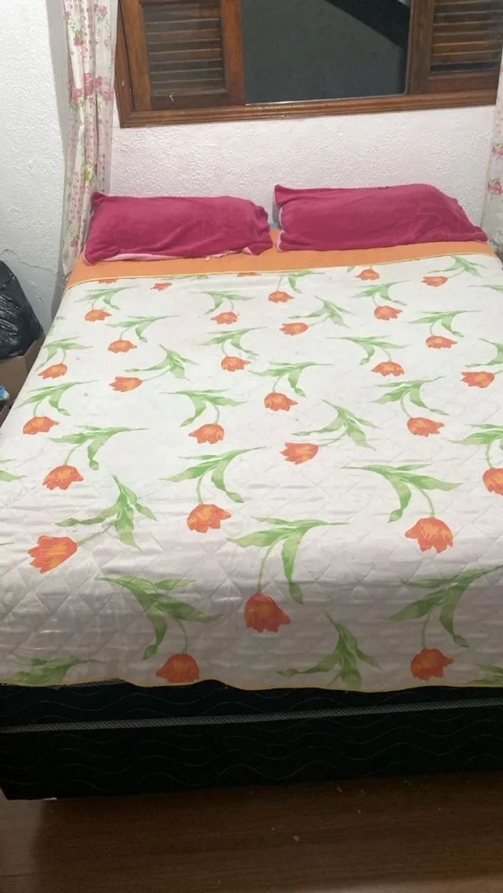 Vendo cama e colchão casal king