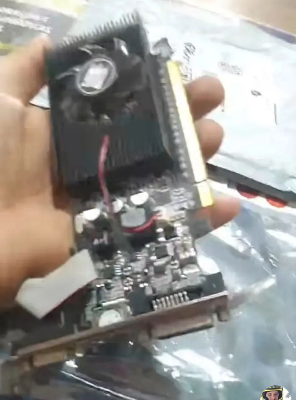 Placa de video 466471315320360962