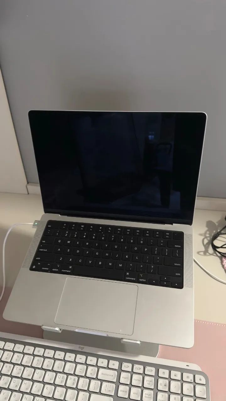 MacBook Pro M4 16GB/512GB - Silver 14 polegadas - Foto 2