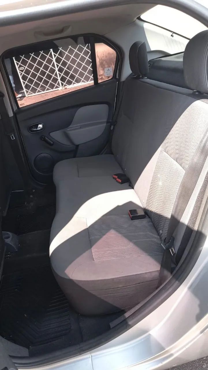 Renault Logan Expression Flex 1.0 12V 4P 2019 - Foto 5
