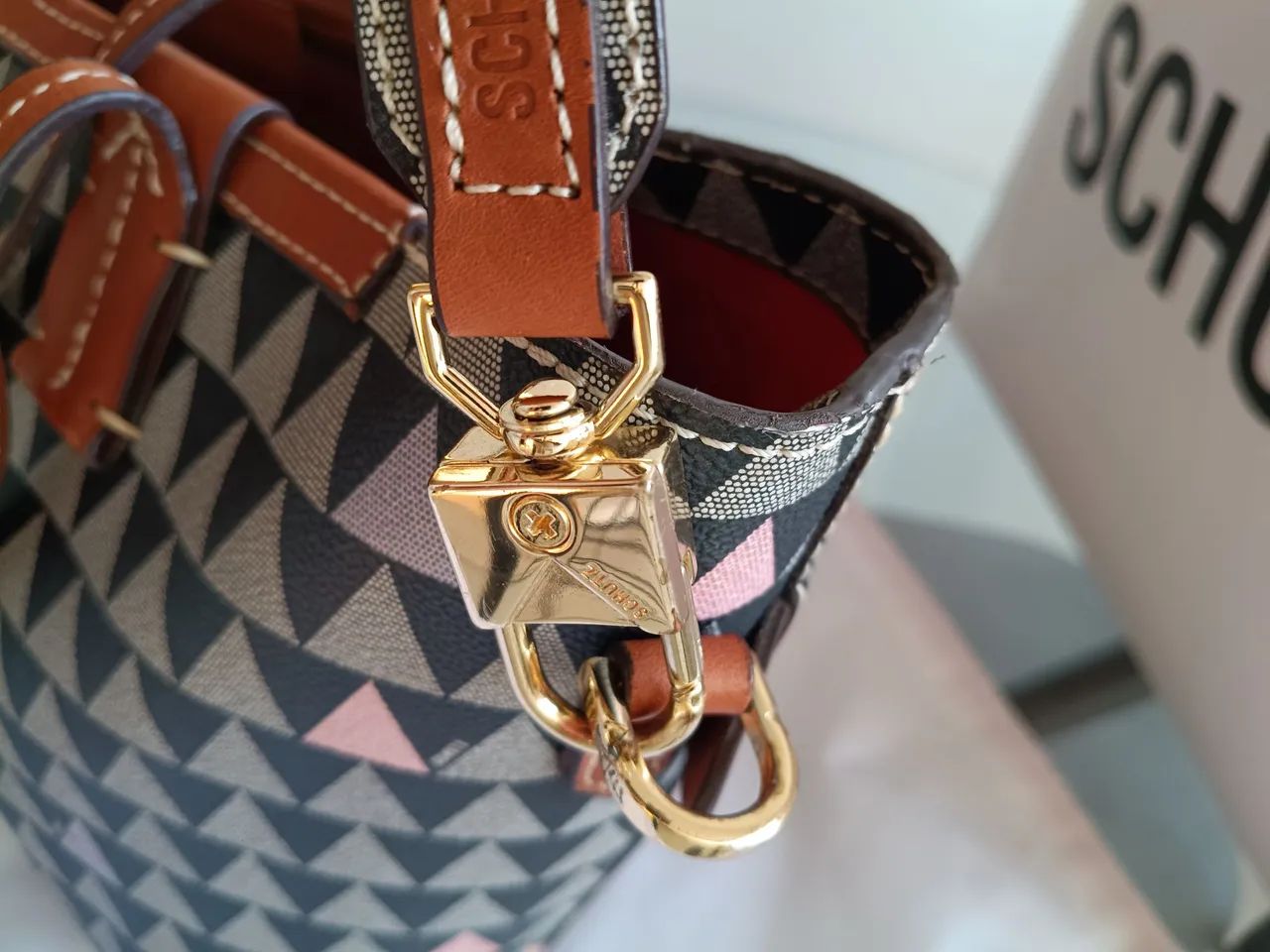 Bolsa Mini Nina Triangle Schultz | Usada - Foto 4
