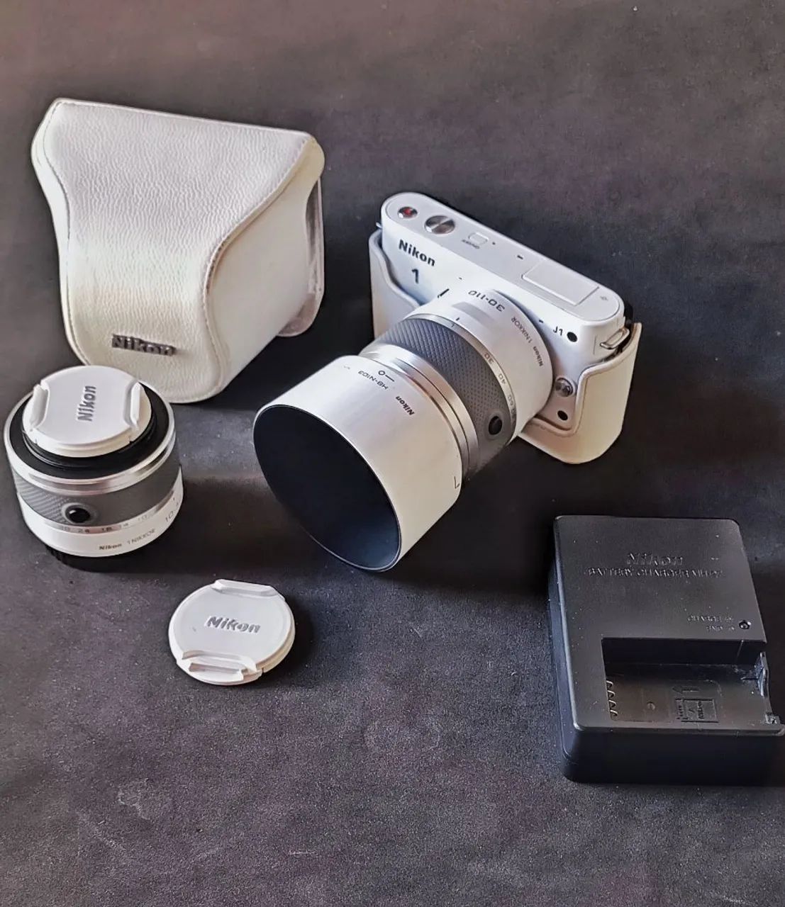 Câmera Mirrorles Nikon 1 J1