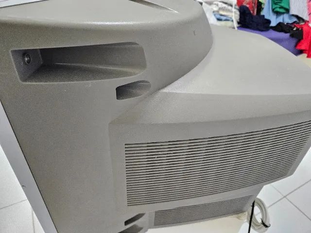 TV de tubo retrô 20 polegadas com conversor digital e controle remoto - Foto 4