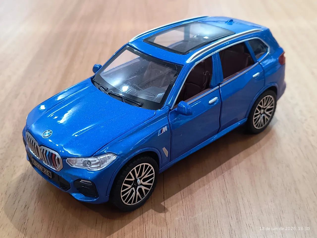 BMW X5 Escala 1:32 Carro de ferro