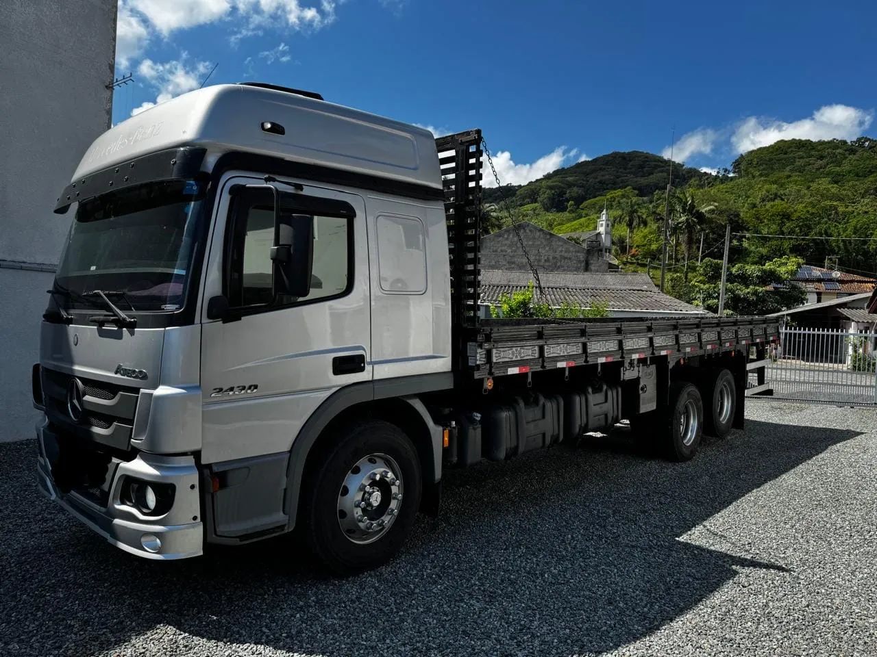 Atego 2430 - Foto 2