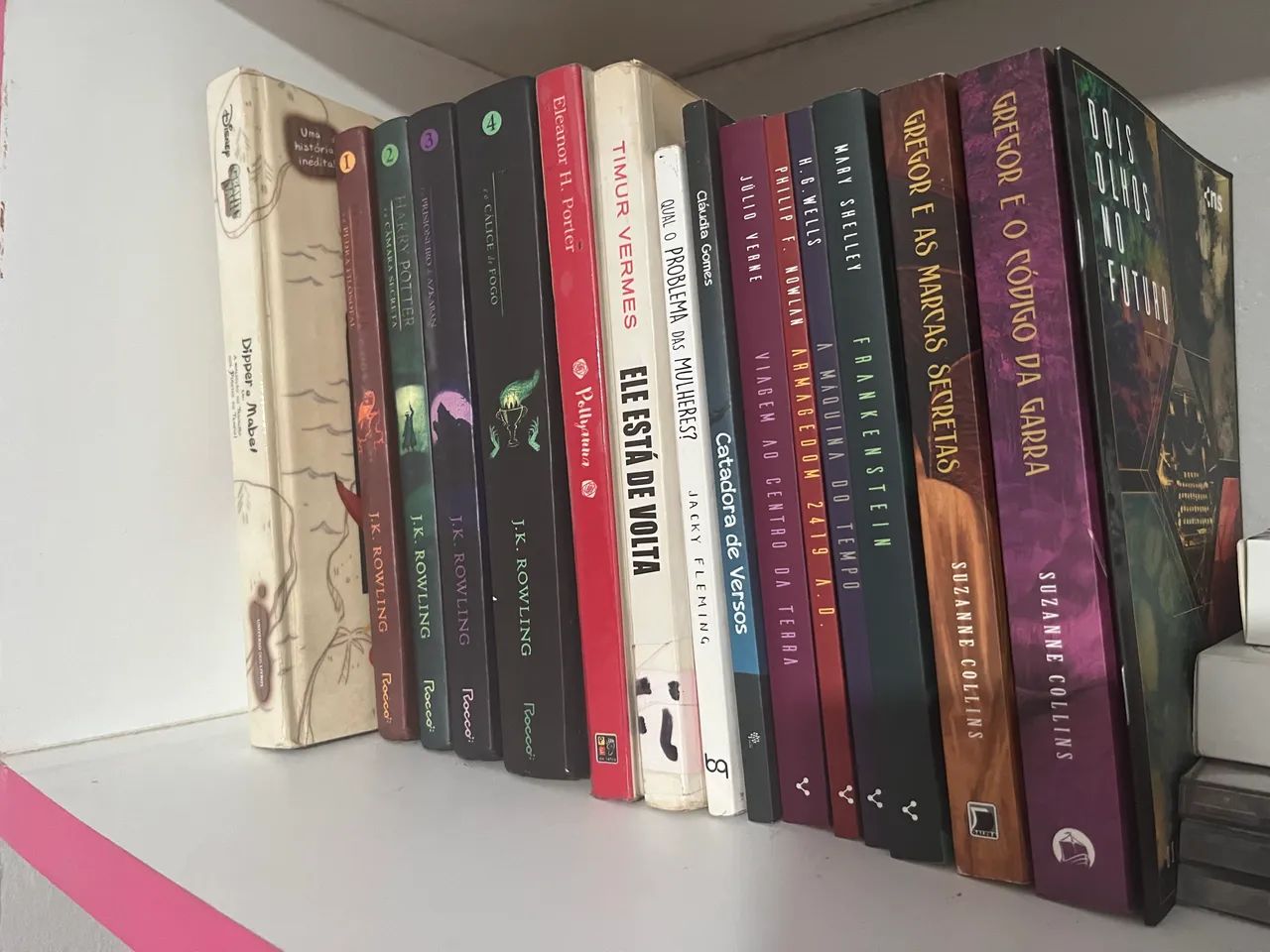 Encapamento/ plotagem de livros 5,00$