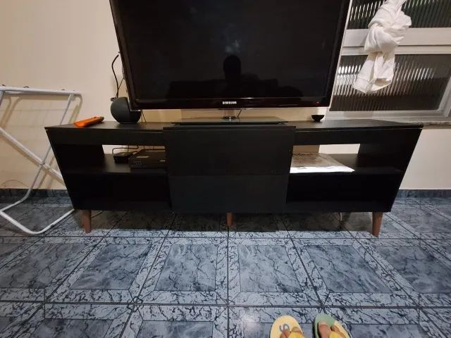 Rack de TV Preto MDF Retrô - 1,60m
