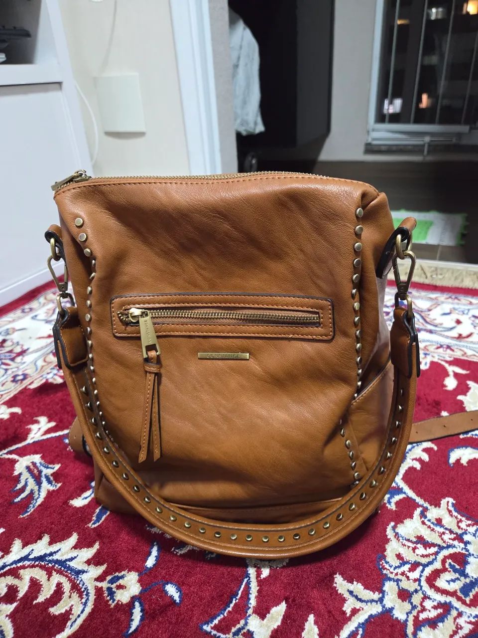 Mochila Enfeites Tachas Caramelo - Foto 4