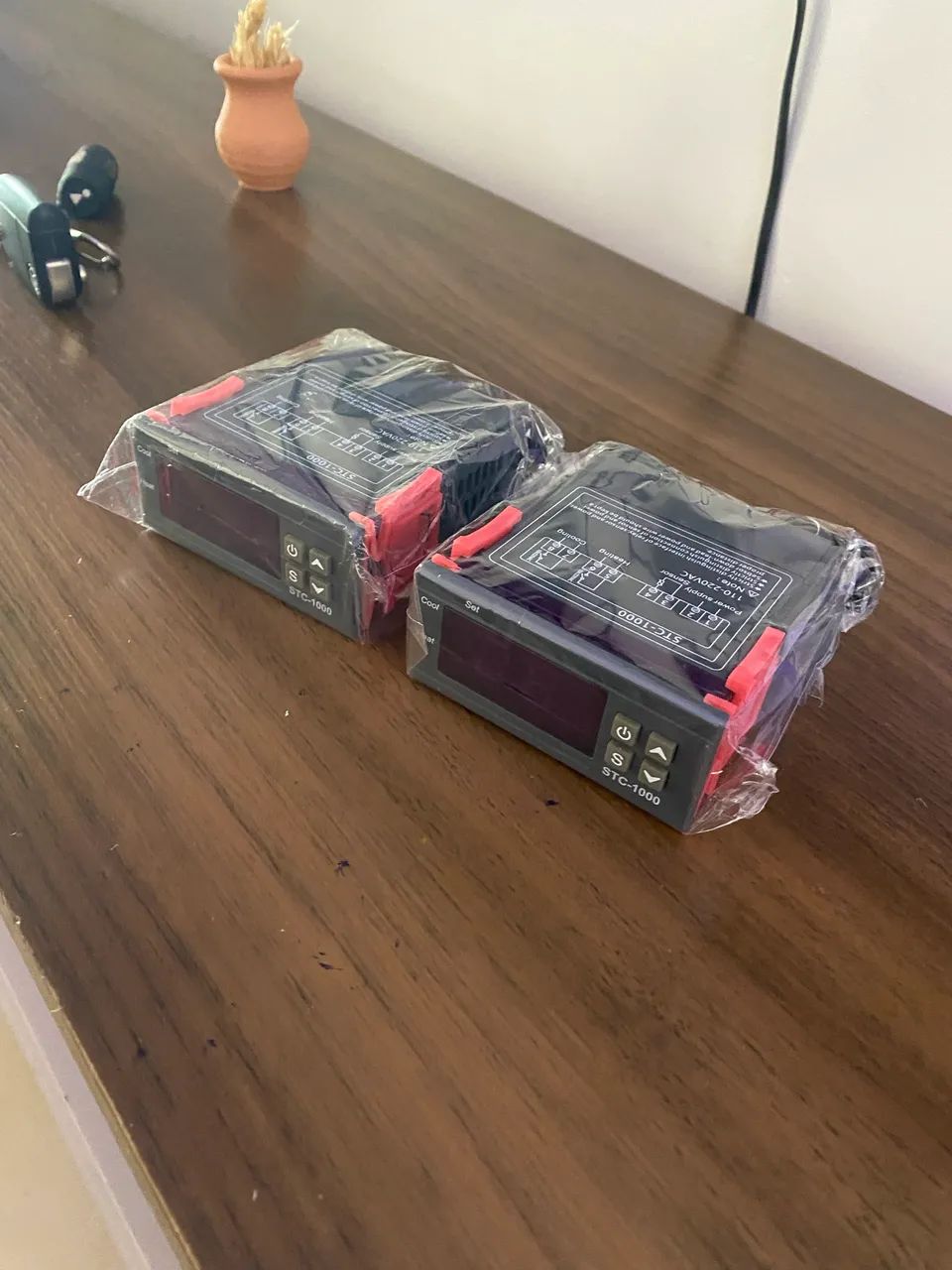 Controladora de Temperatura STC1000