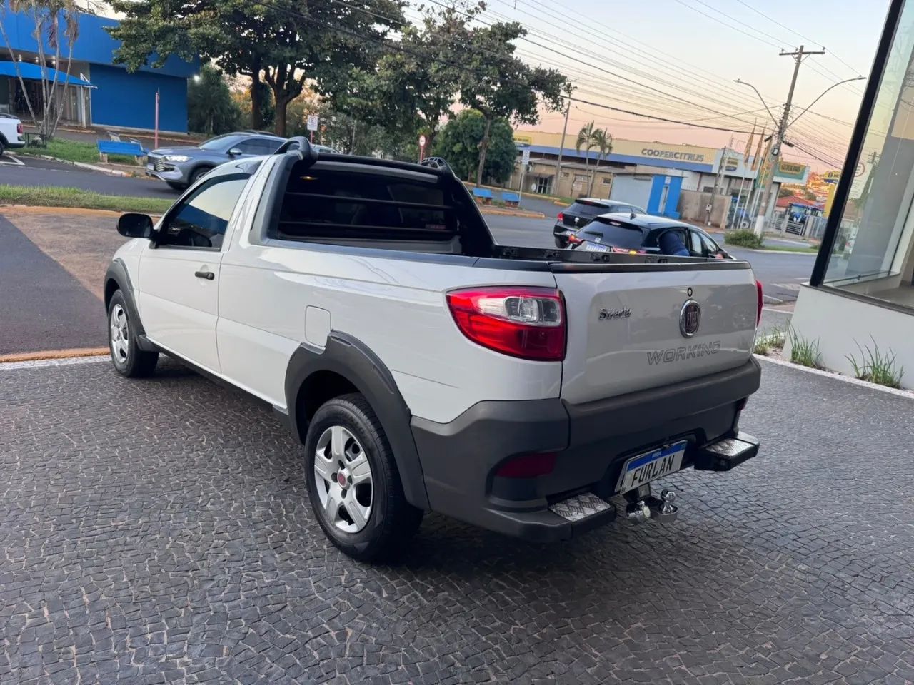 Fiat Strada 1.4 MPI Fire Flex 8V CS 2016 - Foto 4