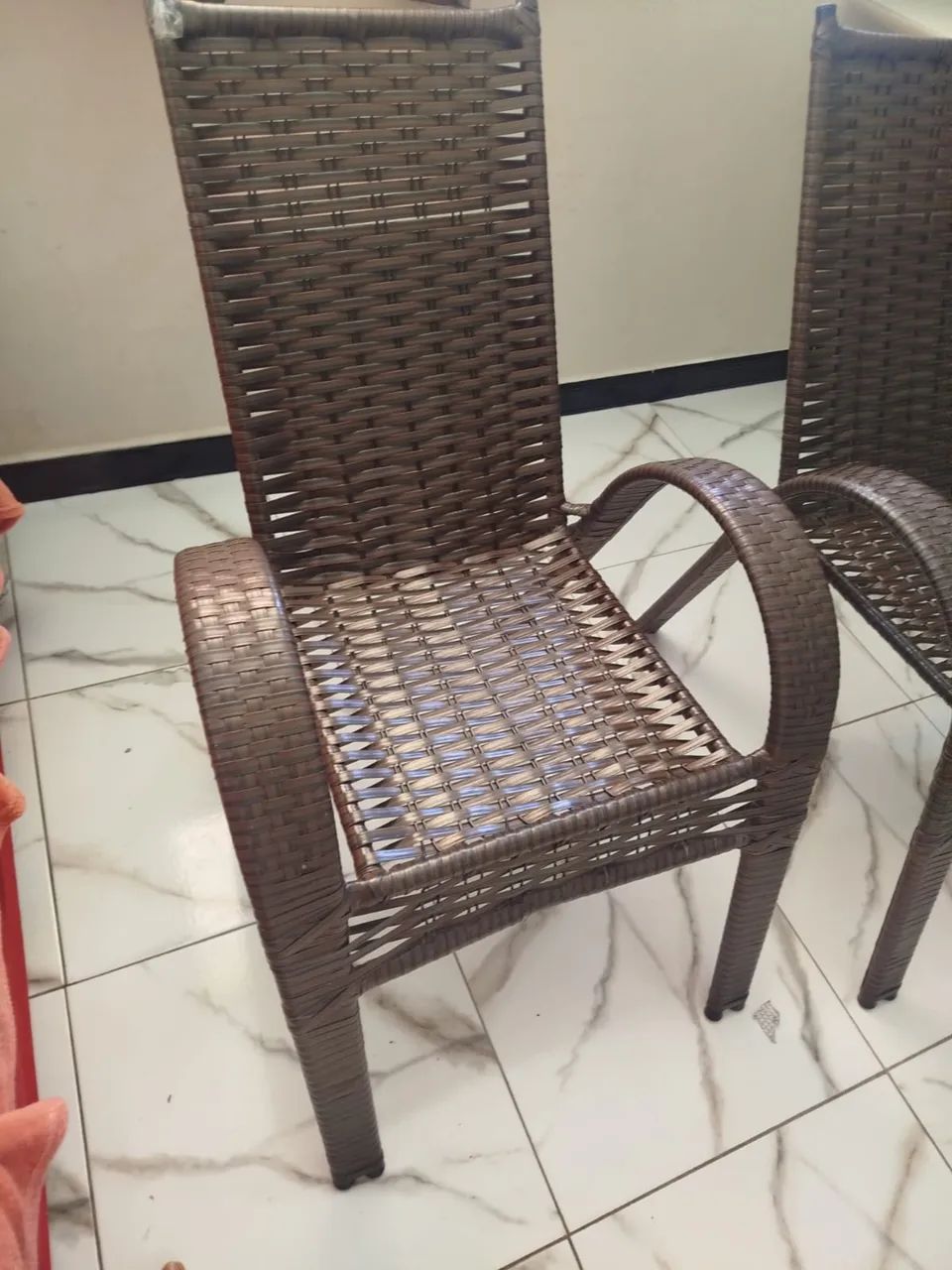 Cadeiras com mesa de centro64962150555394120