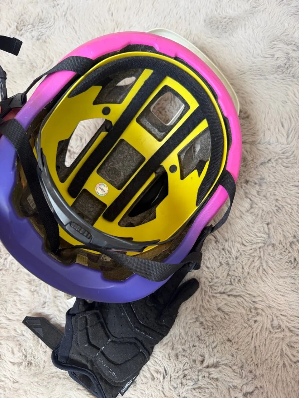 Capacete e luva specialized - Foto 4