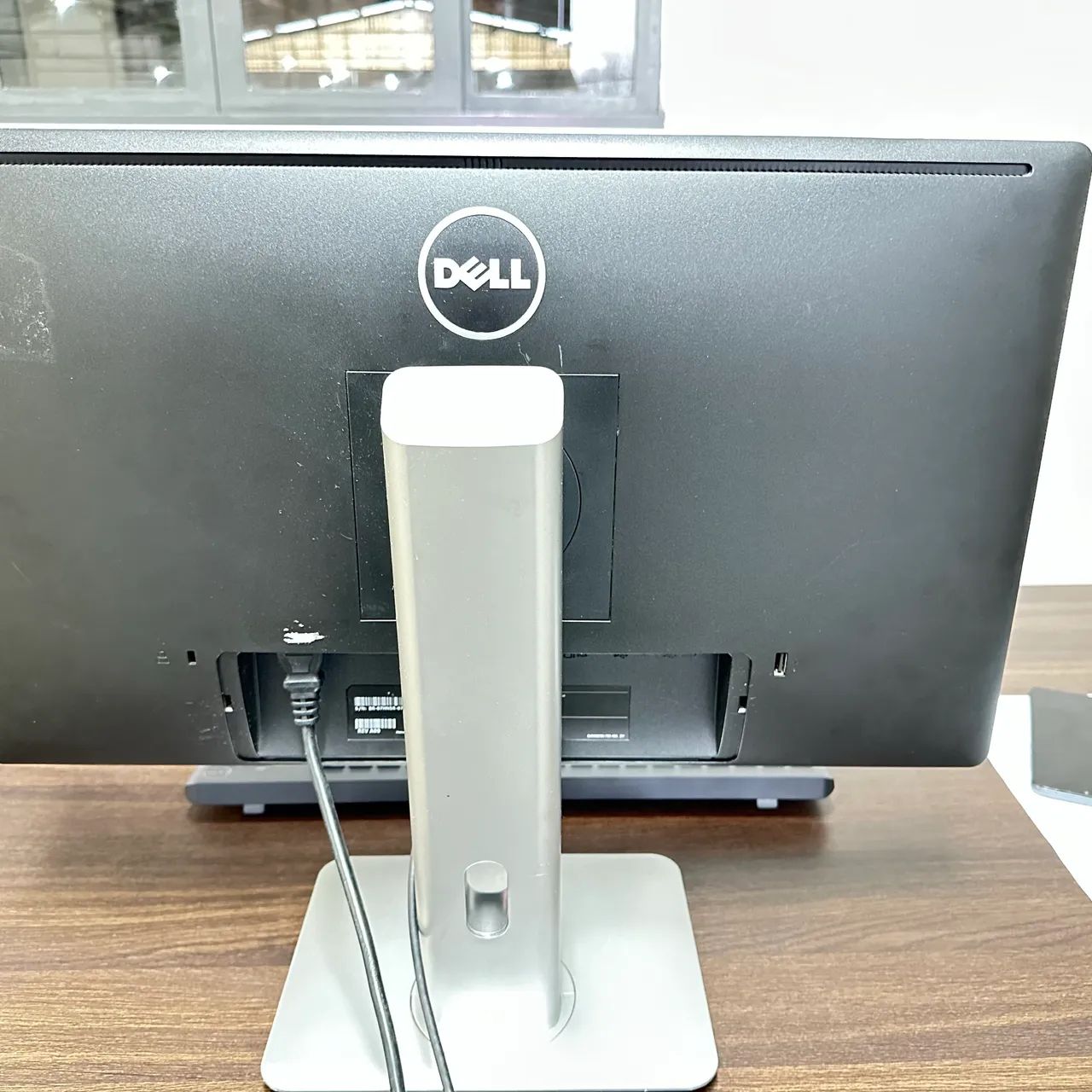 Monitor Dell 24? Full HD - Excelente estado - Foto 3
