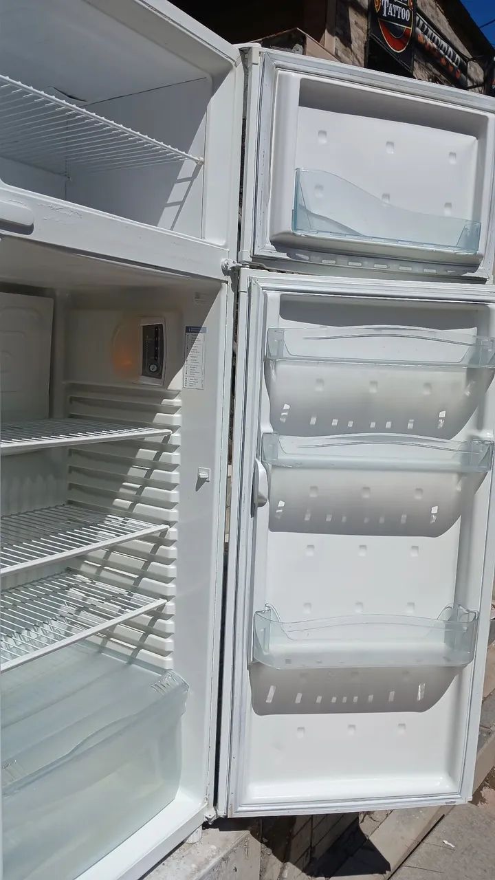 Vendo geladeira  - Foto 3