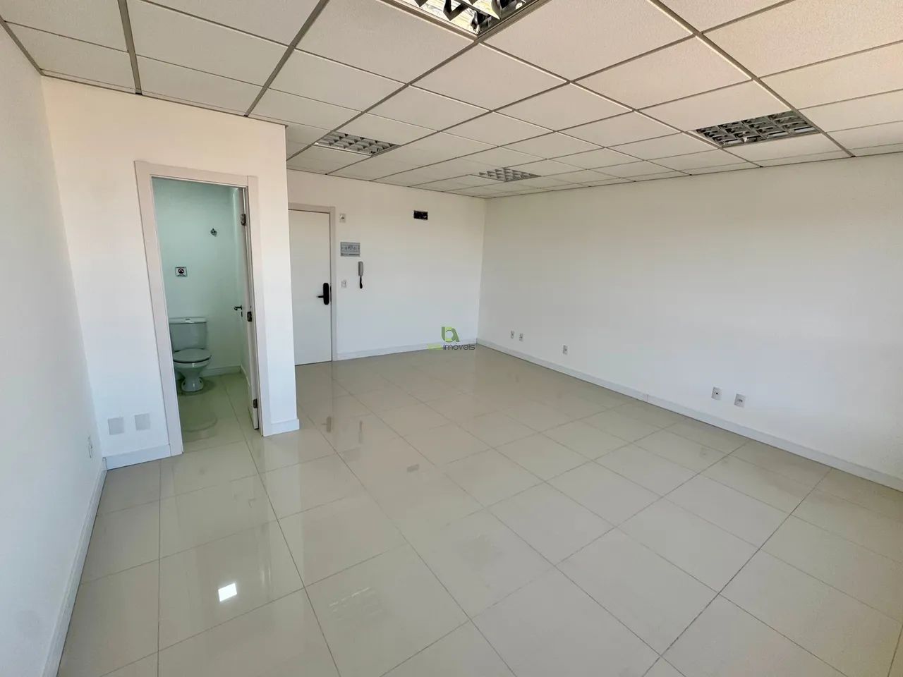 Oportunidade de Investimento no Itaguaçu Trade Center!! - Foto 5