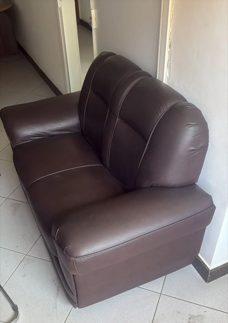 Sofá marrom 2 e 3 lugares - Foto 2