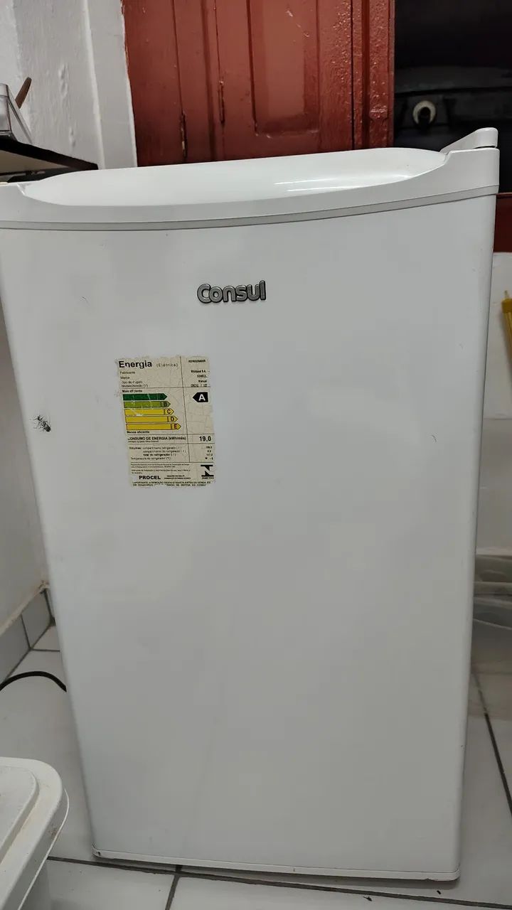 Frigobar Consul Compacto 120L - 127V