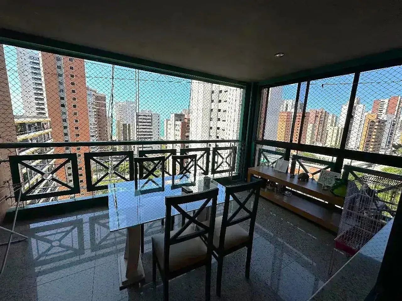 Apartamento Próximo da Beira Mar com sala ampla e vista panorâmica. - Foto 2