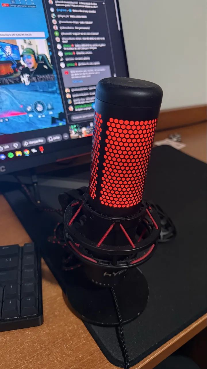 HyperX Quadcast451967356503347200