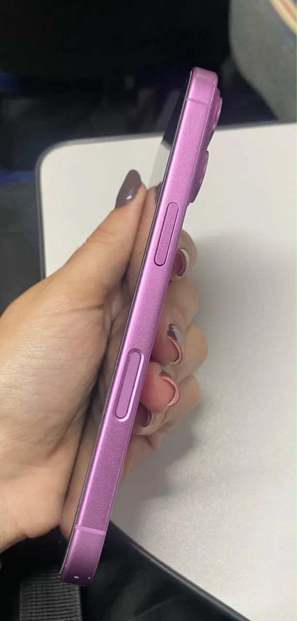 iPhone 16