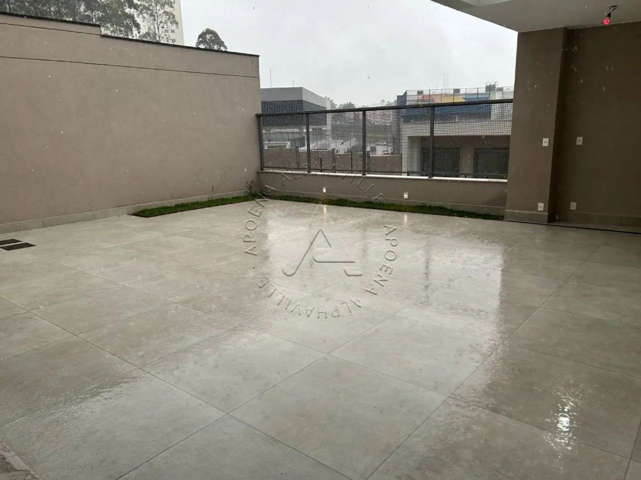 Casa no Tamboré com lazer privativo - Foto 2