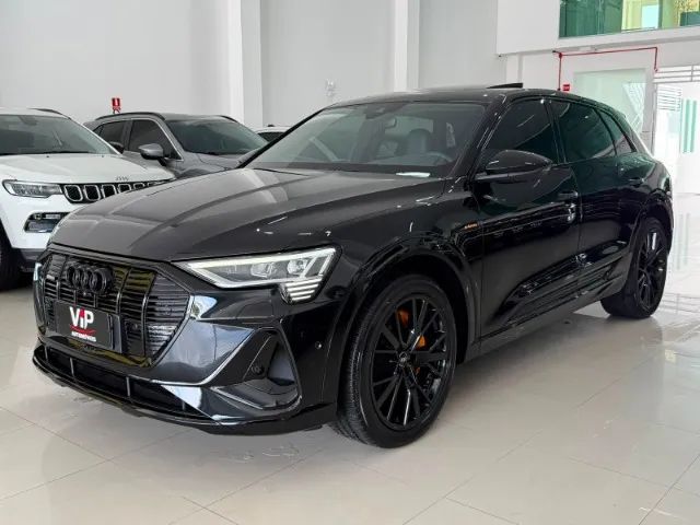 Audi E-Tron Performa. Black Aut. (elétrico) 2022 - Foto 3