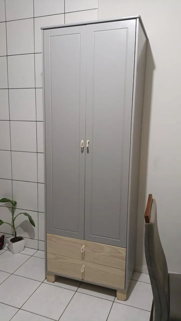 Vendo armário pequeno novo! 